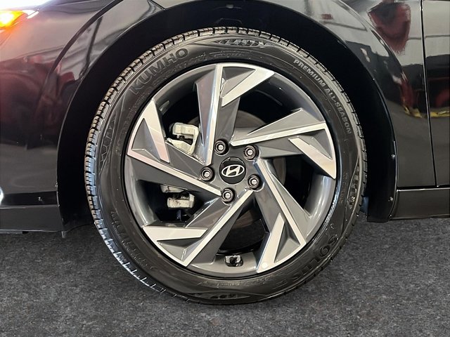 2025 Hyundai Elantra Preferred Mags Sièges Chauffants-6