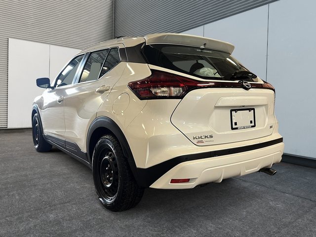 Nissan Kicks SV 2023-3