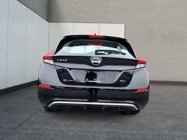 2023 Nissan LEAF SV-2