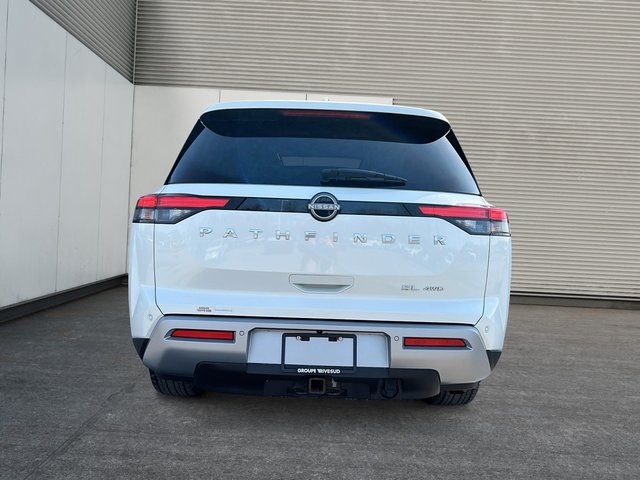 Nissan Pathfinder SL 2022-2