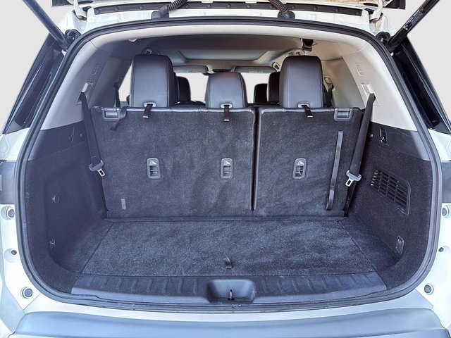 Nissan Pathfinder SL 2022-6