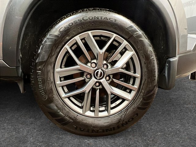 Nissan Rogue S 2023-5