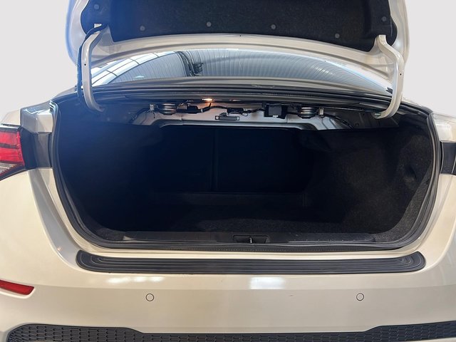 2023 Nissan Sentra SV-4