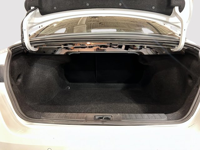 2024 Nissan Sentra SV-5