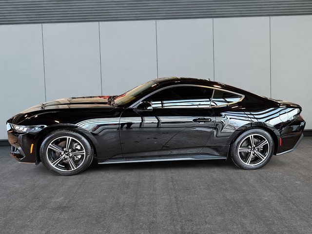 2024 Ford Mustang ECOBOOST-4