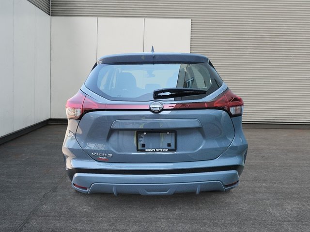 2024 Nissan Kicks S-2