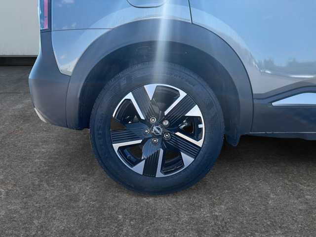 2026 Nissan Kicks SV-5