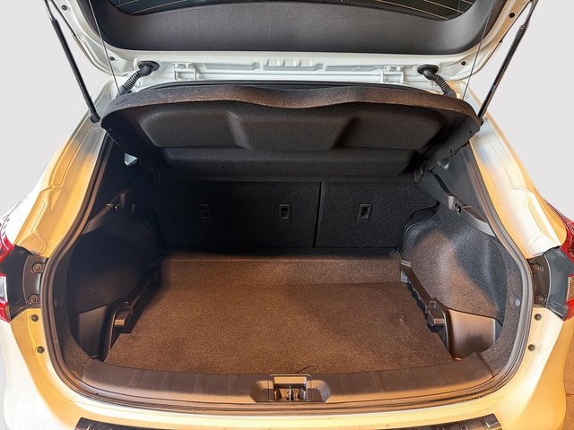 2023 Nissan Qashqai SV AWD-3