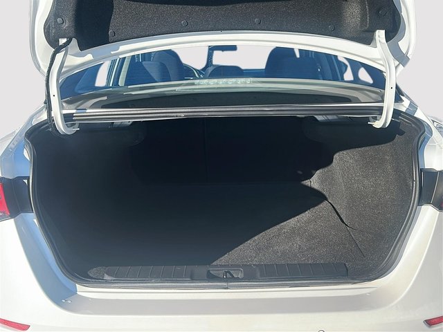 2024 Nissan Sentra SV-5