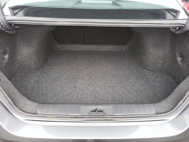 2024 Nissan Sentra SV-5