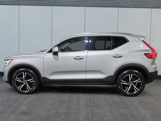 2023 Volvo XC40 PLUS BRIGHT THEME-4