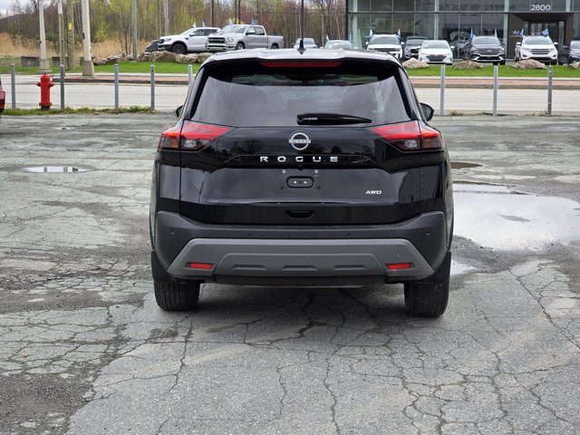 Nissan Rogue S AWD 2023-4