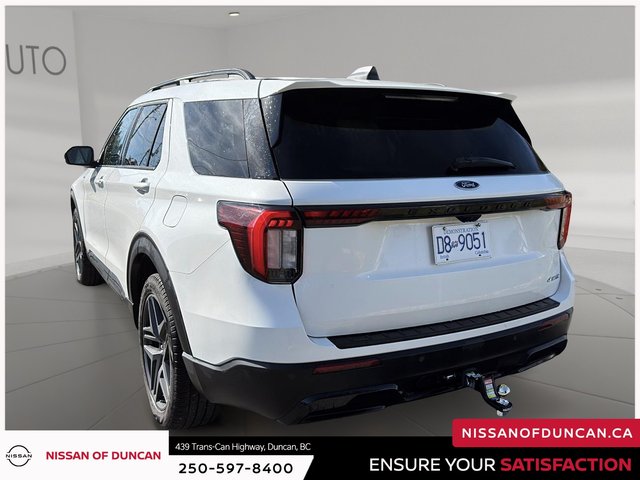 2025 Ford Explorer ST-Line-3