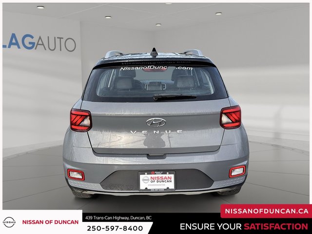 2022 Hyundai Venue Trend-2