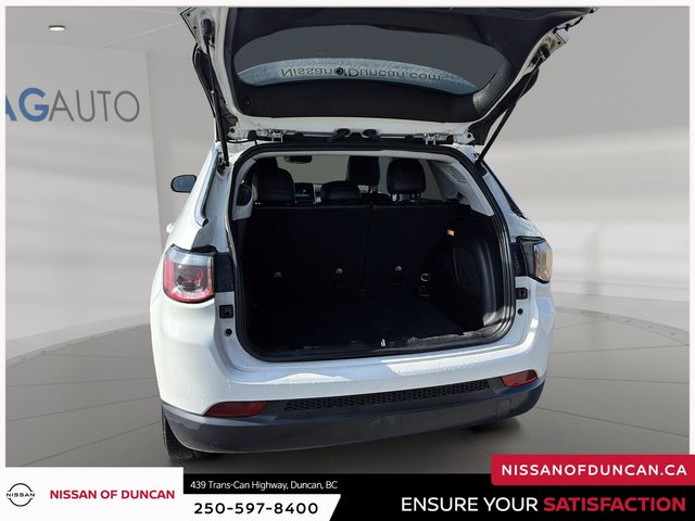 2022 Jeep Compass North-5