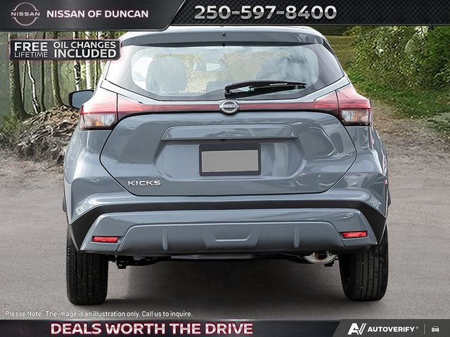 2025 Nissan Kicks Play S-4