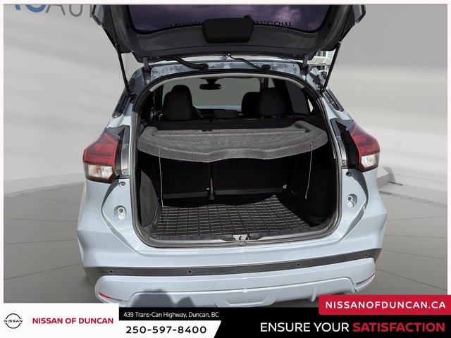 2022 Nissan Kicks SR-5