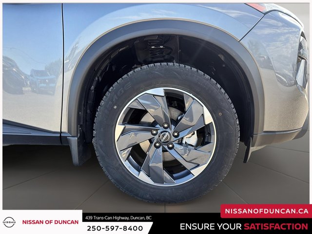 2025 Nissan Rogue SV-5