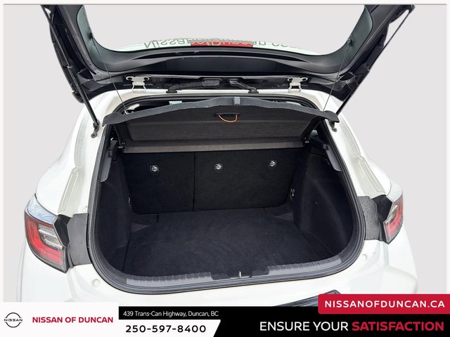 2021 Toyota Corolla LE photo 3