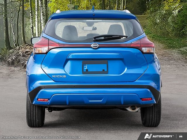 2025 Nissan Kicks Play SV-4