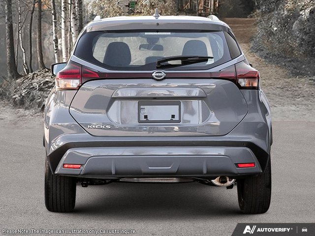 2025 Nissan Kicks Play SV-4