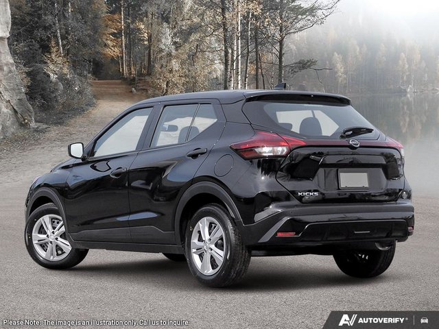 2025 Nissan Kicks Play S-3