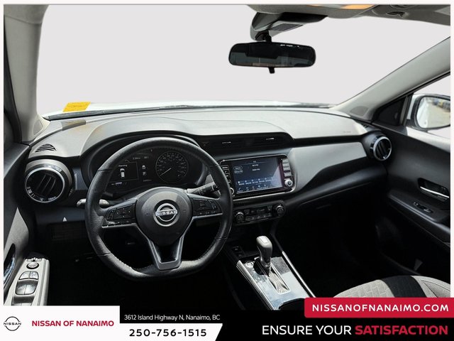 2025 Nissan Kicks Play S-4
