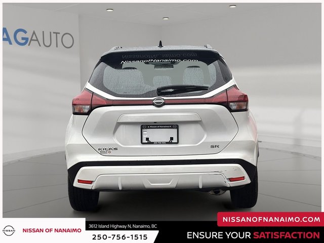 2023 Nissan Kicks SR-5