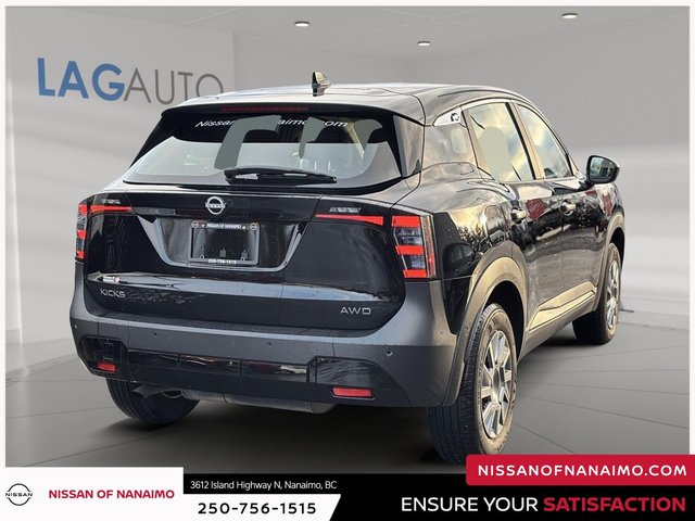 2025 Nissan Kicks S-4