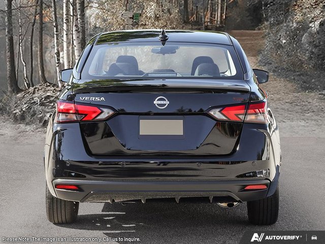 2025 Nissan Versa SR-4
