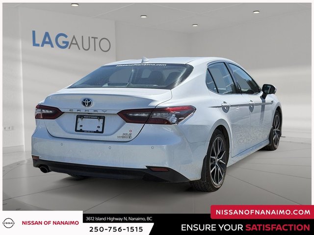 2021 Toyota Camry Hybrid XLE-4