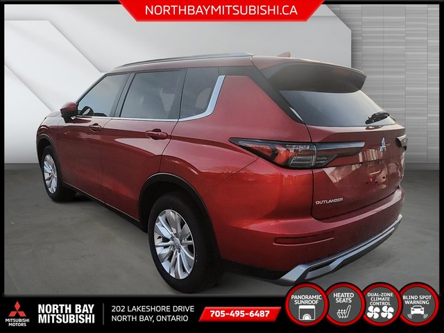 2025 Mitsubishi OUTLANDER SE-3