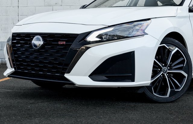 2024 Nissan Altima SR-1