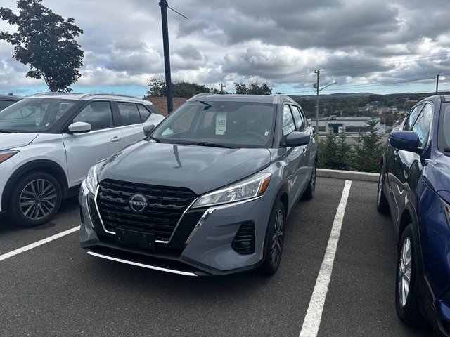 2025 Nissan Kicks Play SV
