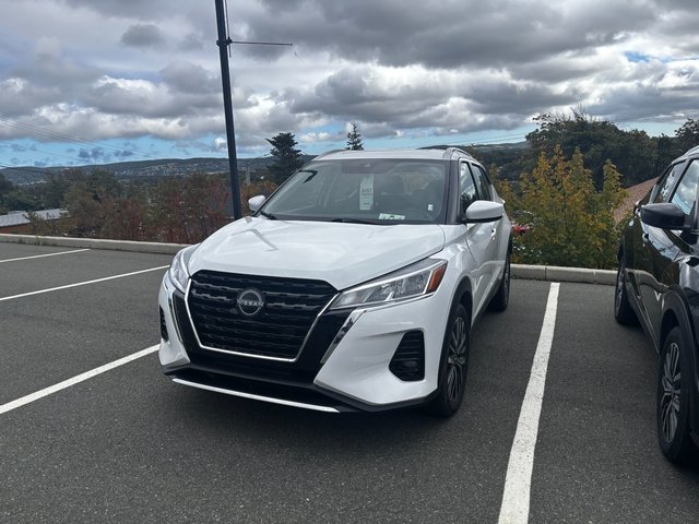2025 Nissan Kicks Play SV