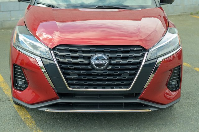 2022 Nissan Kicks SR-5