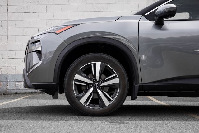 2024 Nissan Rogue SV Moonroof-1