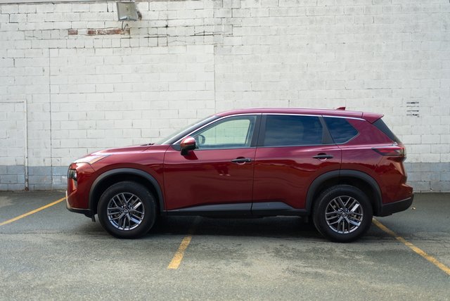 2024 Nissan Rogue S-1
