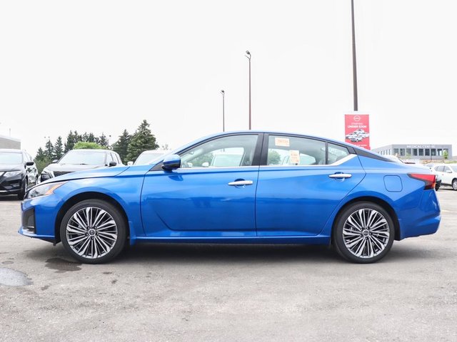 2025 Nissan Altima Platinum-4