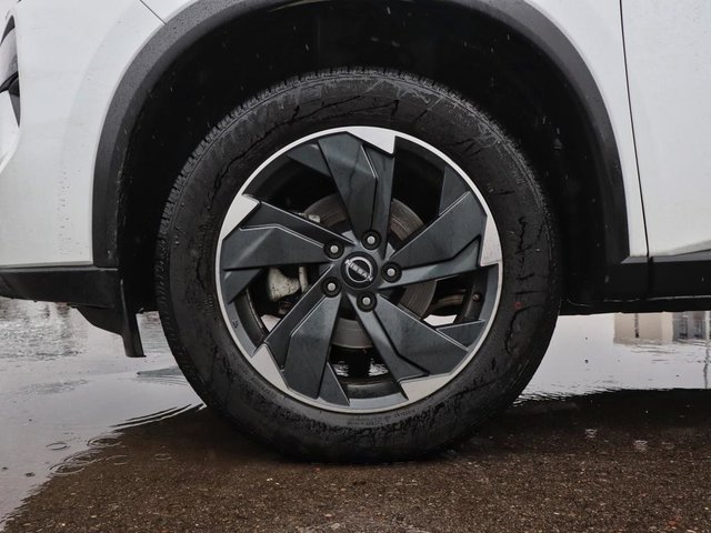 2024 Nissan Rogue SV Moonroof-5