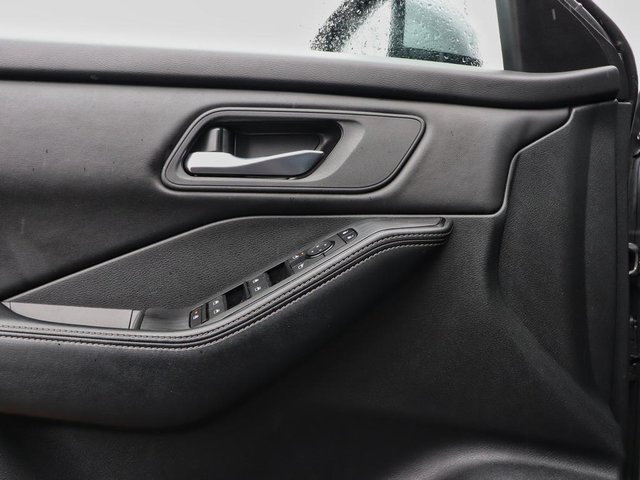 2024 Nissan Rogue SV Moonroof-5