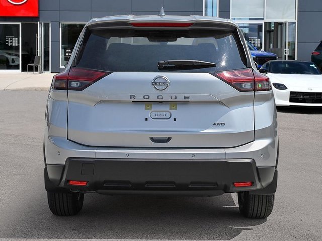 2025 Nissan Rogue S-4