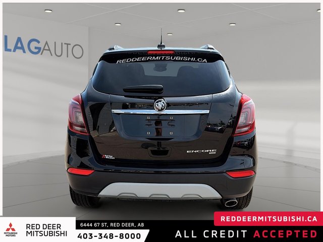2022 Buick Encore Preferred-2