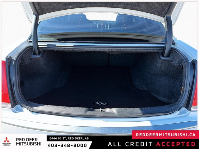 2017 Chrysler 300 C Platinum-5