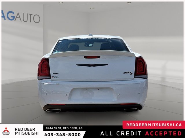 2022 Chrysler 300 S-2