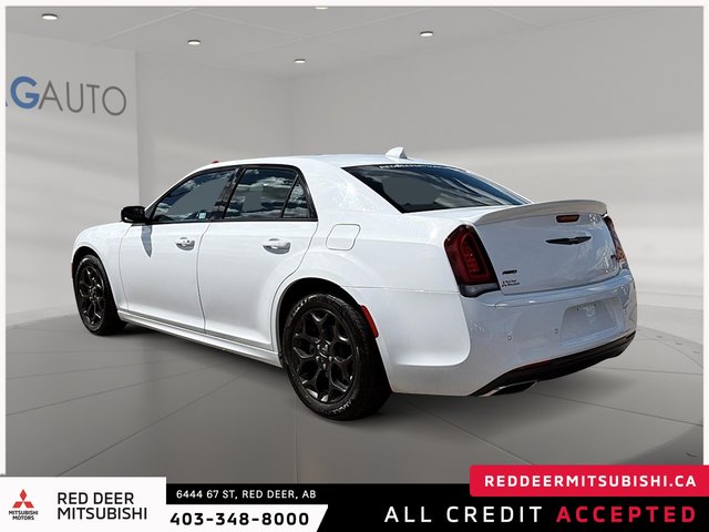2022 Chrysler 300 S-3