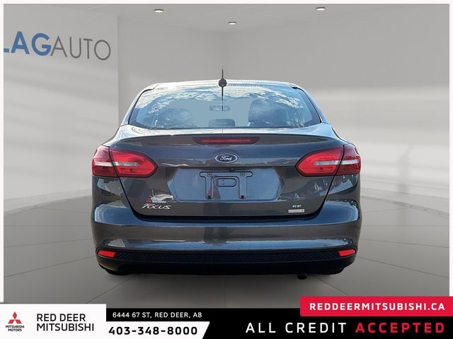 2016 Ford Focus SE-2