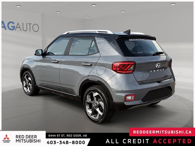 2022 Hyundai Venue Urban-3