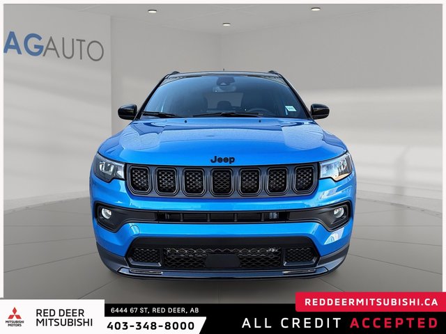 2023 Jeep Compass Altitude-1