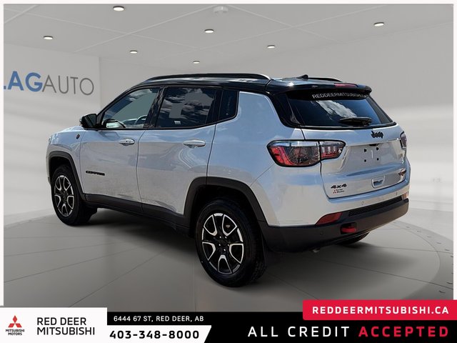 2024 Jeep Compass Trailhawk-3